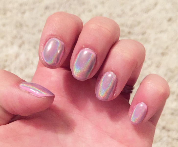 holographic nail polish header