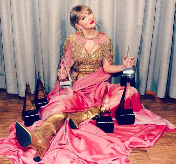 taylor swift america music awards