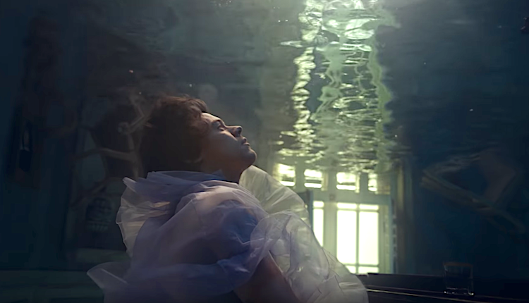 harry styles falling music video screenshot