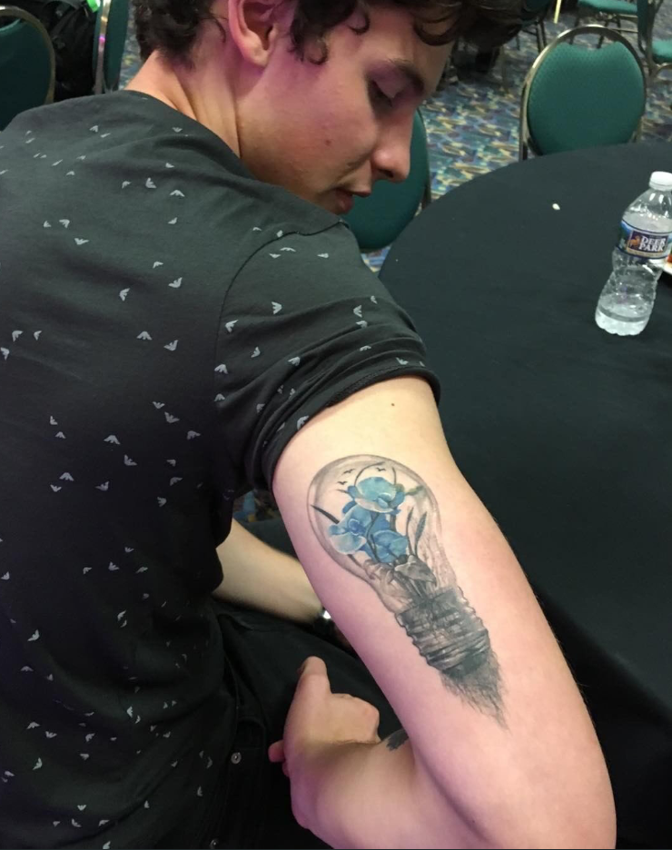 Shawn Mendes gets new tattoo in honor of his sister Aaliyah