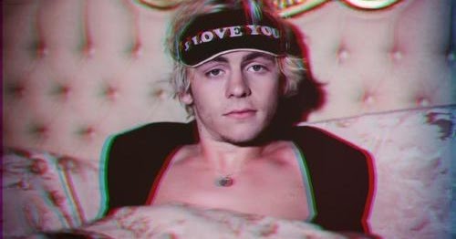 Ross Lynch on the New Addictions EP cover by R5.