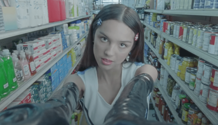 olivia rodrigo good 4 u music video