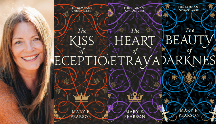 Mary E Pearson - The Remnant Chronicles / The Kiss of Deception / The Heart of Betrayal / The Beauty of Darkness