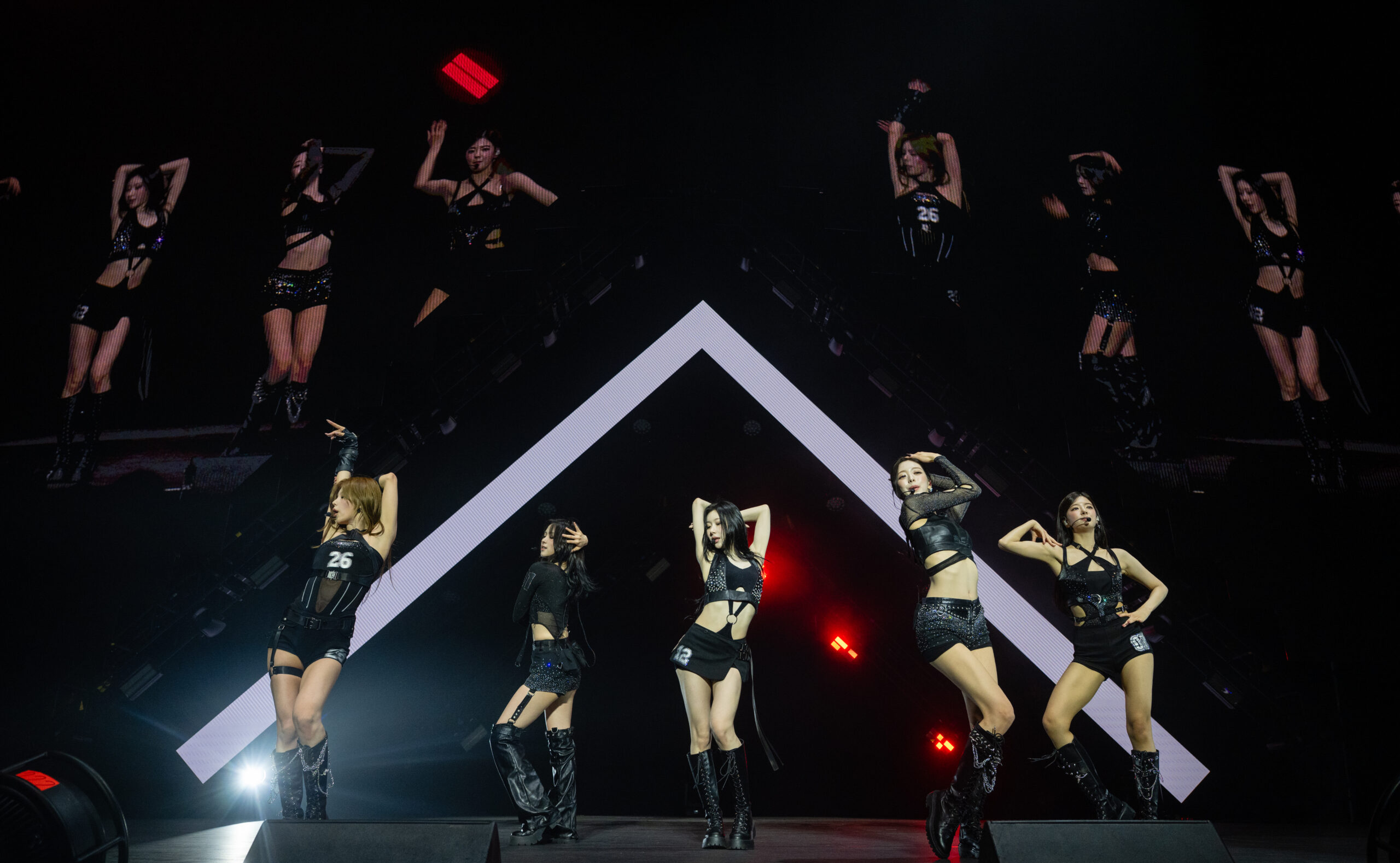 ITZY looking elegant in London. Photo: JYP Entertainment